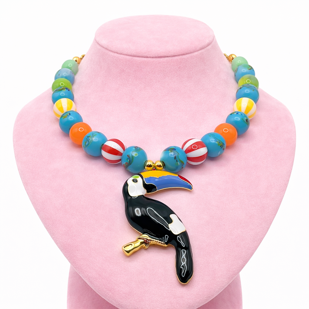 COLLAR DIJE DE TUCAN